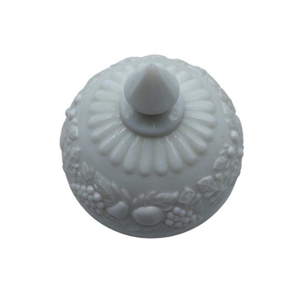 Vintage Westmoreland Milk Glass Cover Candy Dish Grape/Fruit Vine Pattern - Picture 7 of 12